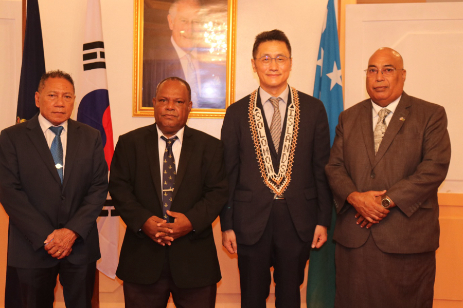 New Korean envoy presents credentials to GG  New Korean envoy presents credentials to GG