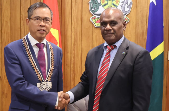 Prime Minister, Hon. Jeremiah Manele MP and H.E Pham Hung Tam, Ambassador of the Socialist Republic of Vietnam responsible for Solomon Islands.
