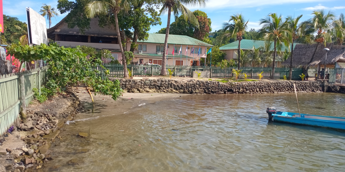 Gizo Hotel sea front