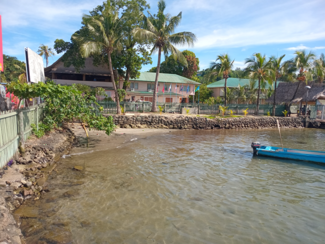 Gizo Hotel sea front