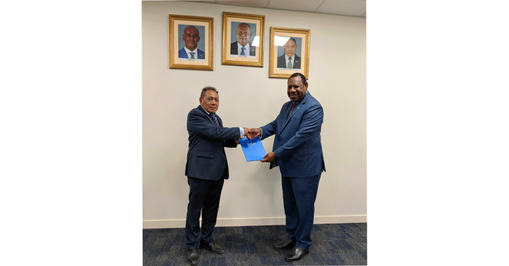 Sub-Regional Coordination of IOM presents credentials
