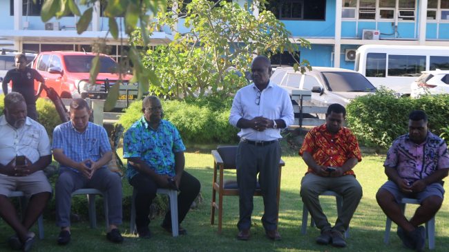 Prime Minister Manele thanking former DPM Tovosia