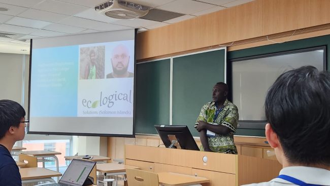 David Boseto share his findings to other fish scientists