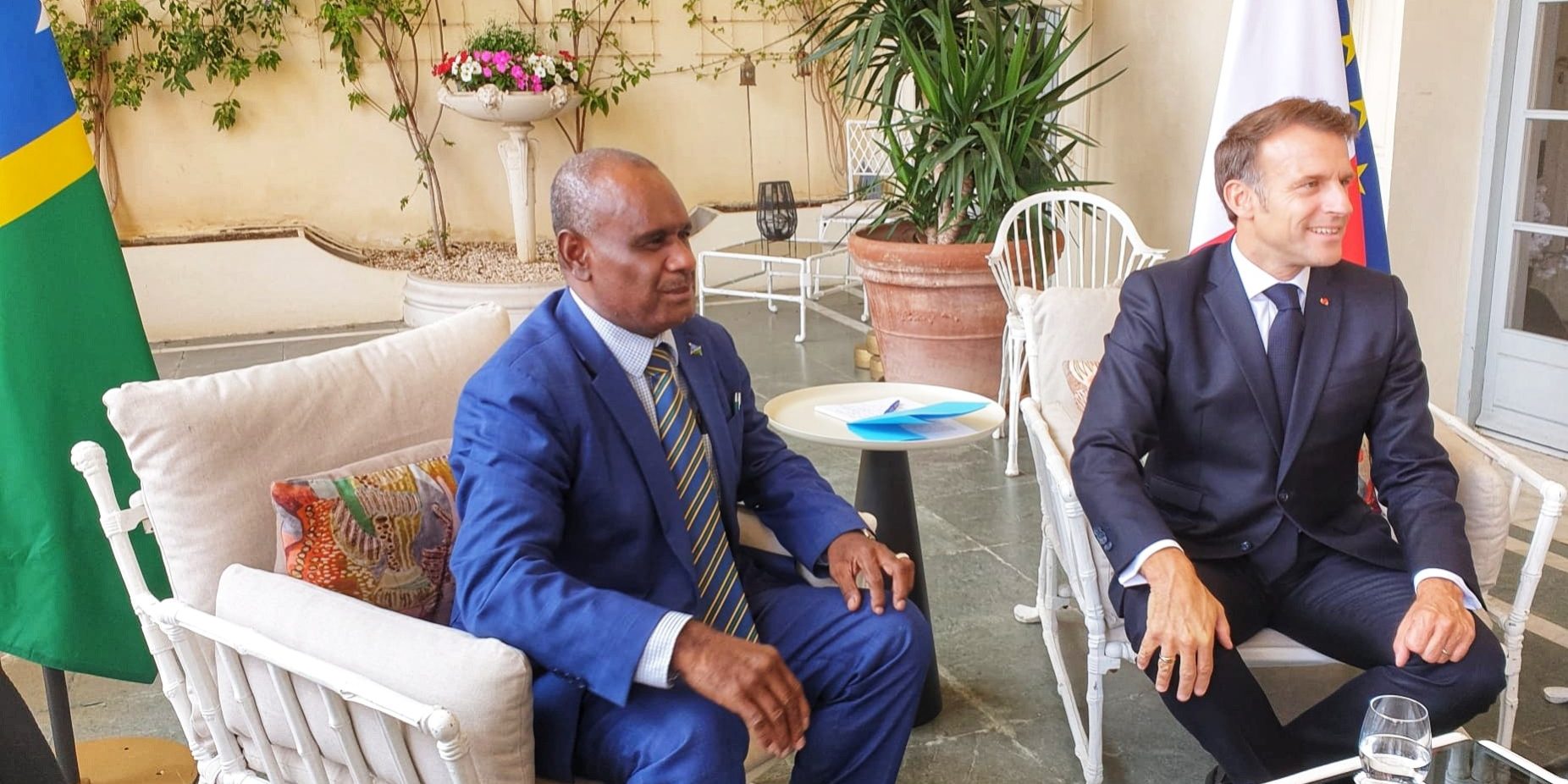 PM Manele meets with H.E Macron