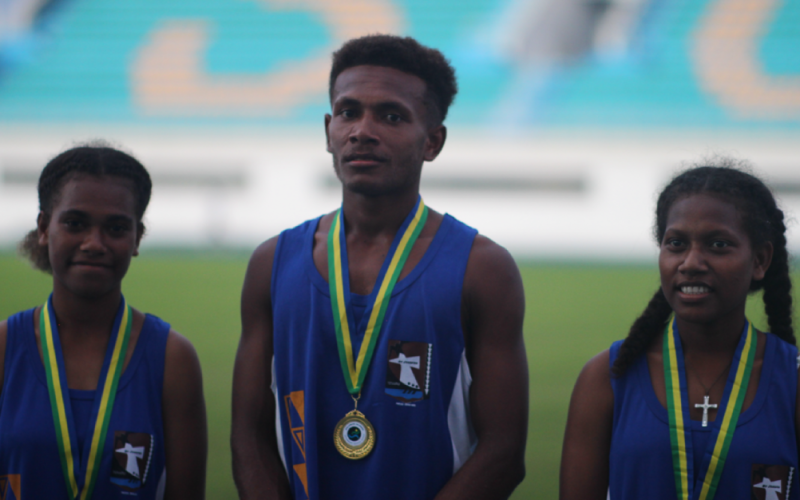Tenaru dominates day one of track events