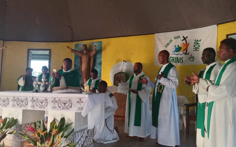 Priests successfully end retreat