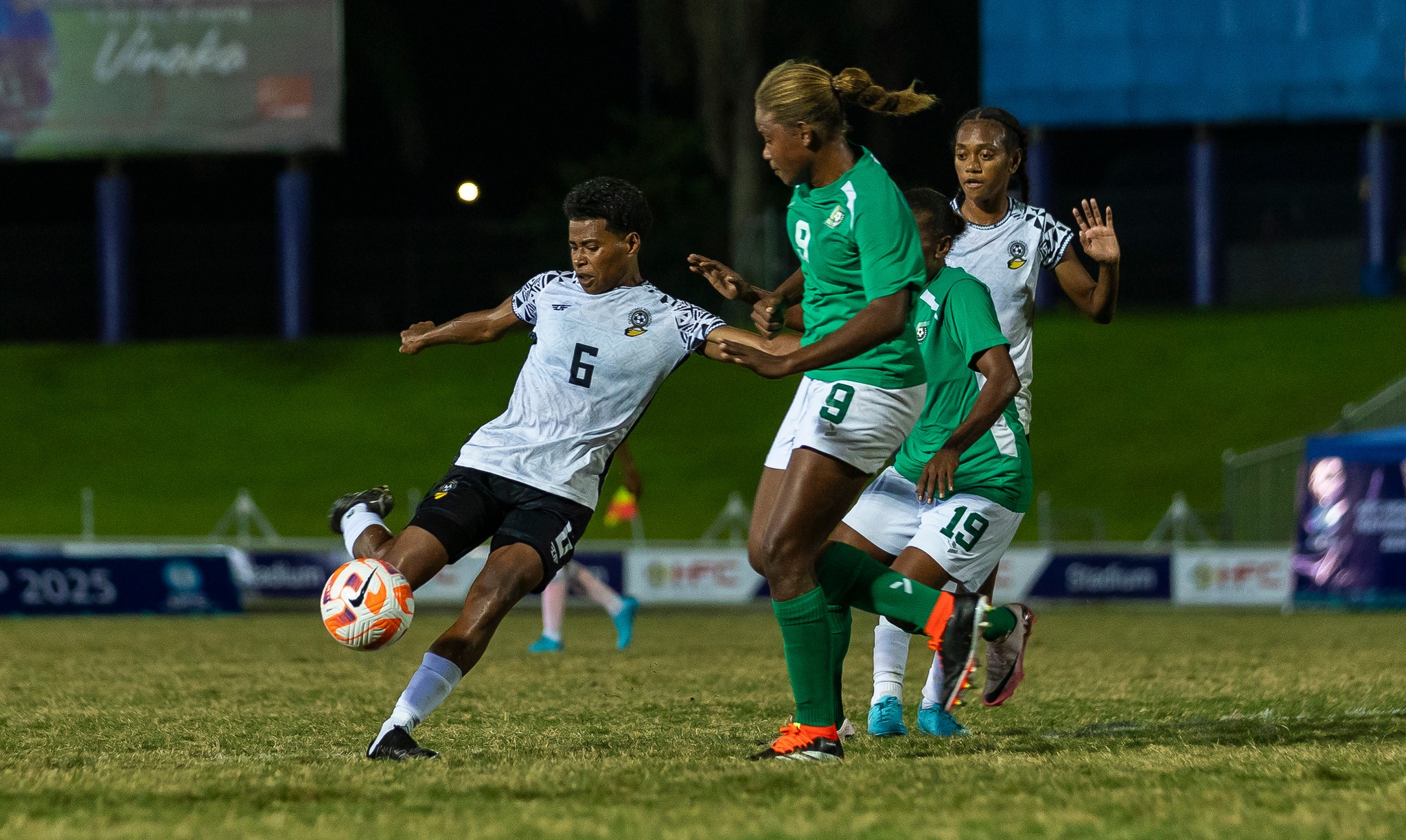 Fiji overcomes SI Fiji overcomes SI