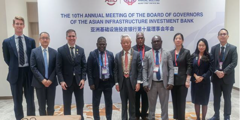 Officials during the presentation of certificates