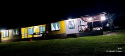 AusAid supports Emu Harbour health clinic