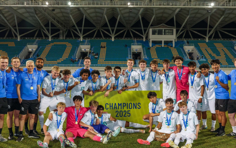 NZ retains title