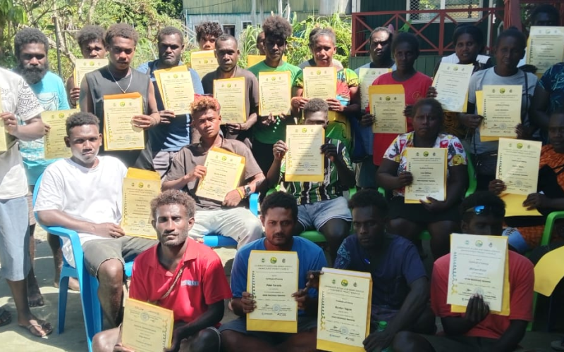383 graduates, ready to support community work