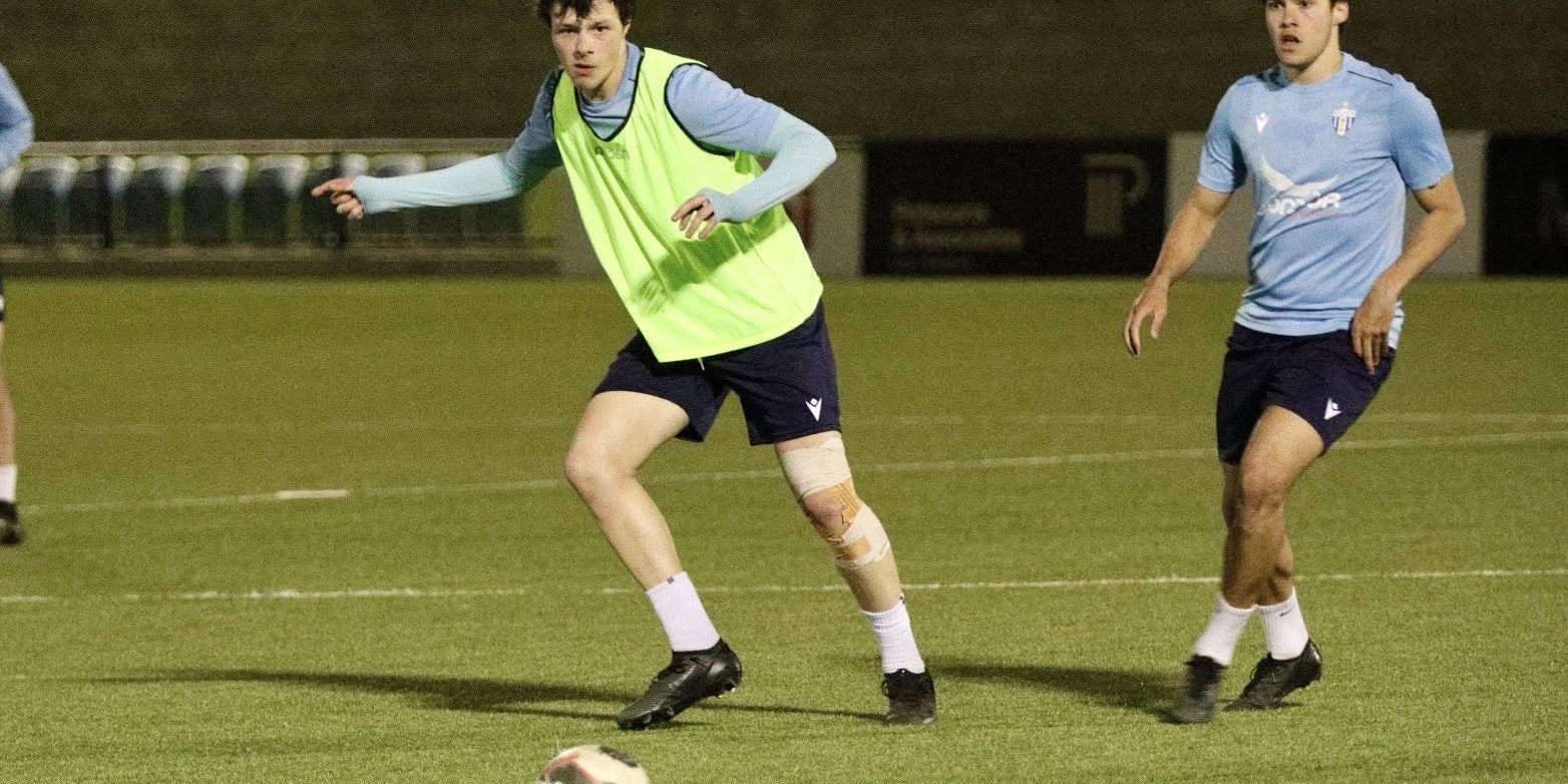 Rovu Boyers (right) in training ahead of his stellar performance on Saturday. Michael Raymond Photgraphy