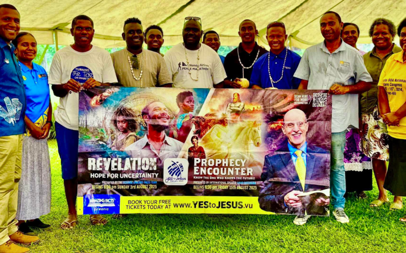SI Adventist technicians support evangelism program in Port Vila