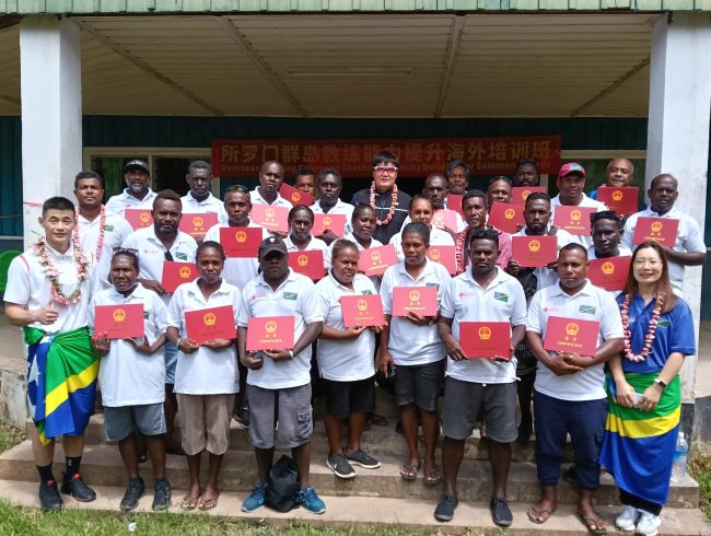 Group photo after the closing of the one week PE Capacity training in Gizo WP