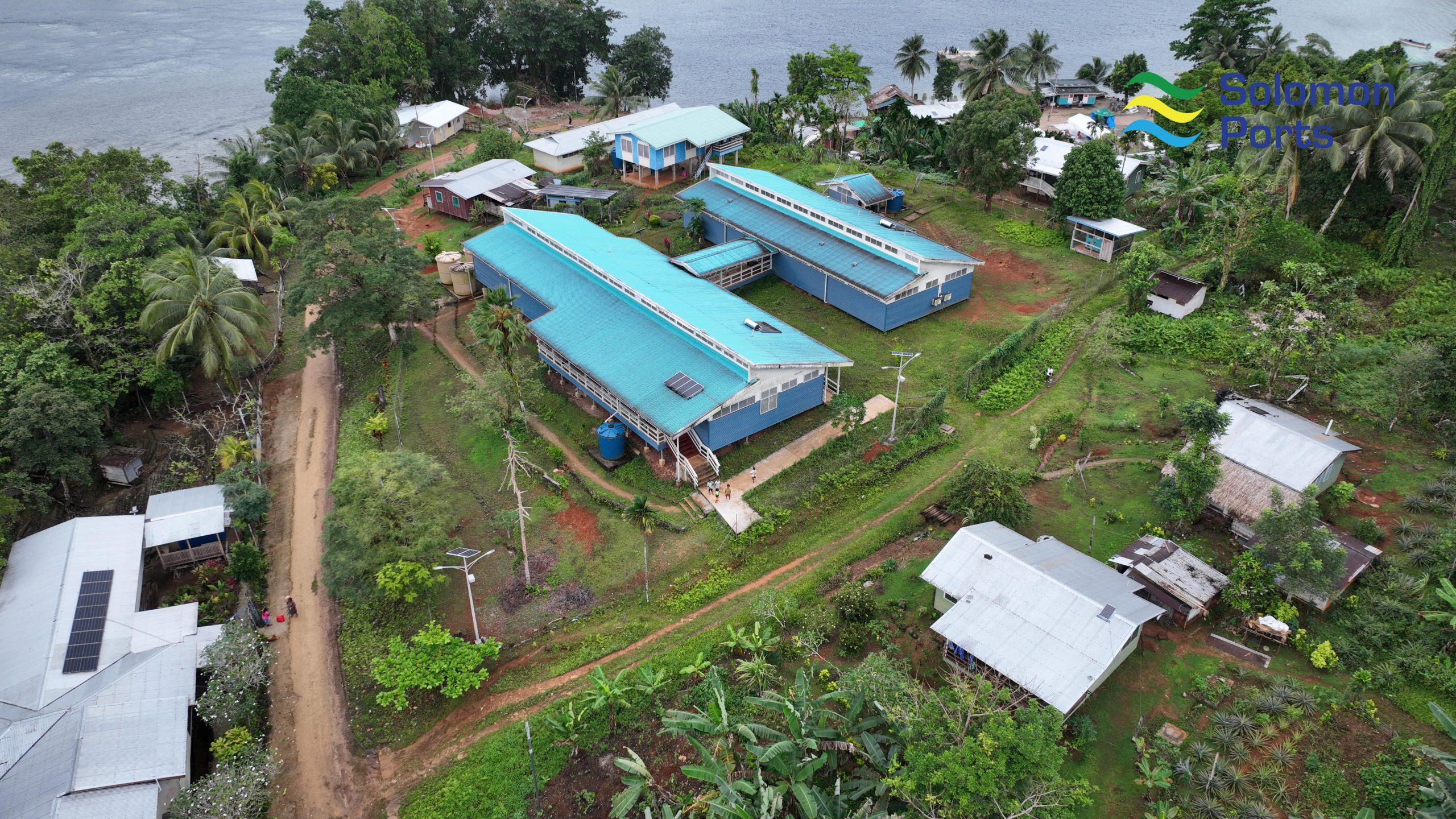 Solomon Ports hands over solar street lights to Afio Station – Solomon Star News Solomon Ports hands over solar street lights to Afio Station – Solomon Star News