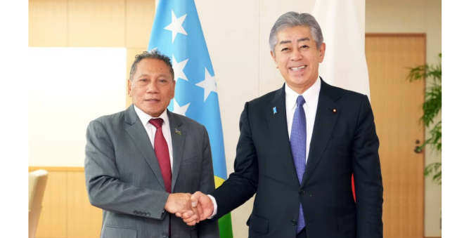 Agovaka and Japanese foreign affairs minister