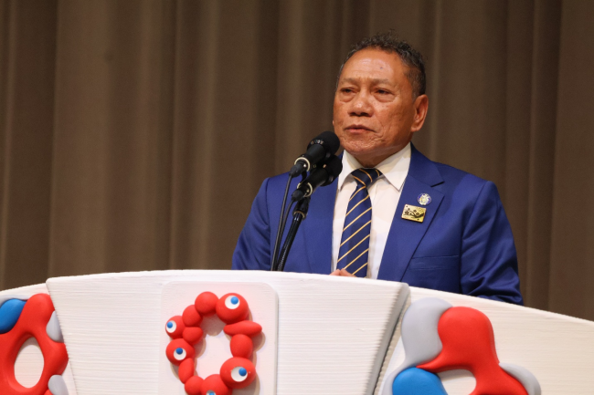 Minister of Foreign Affairs and External Trade, Hon. Peter Shanel Agovaka delivering his remarks.