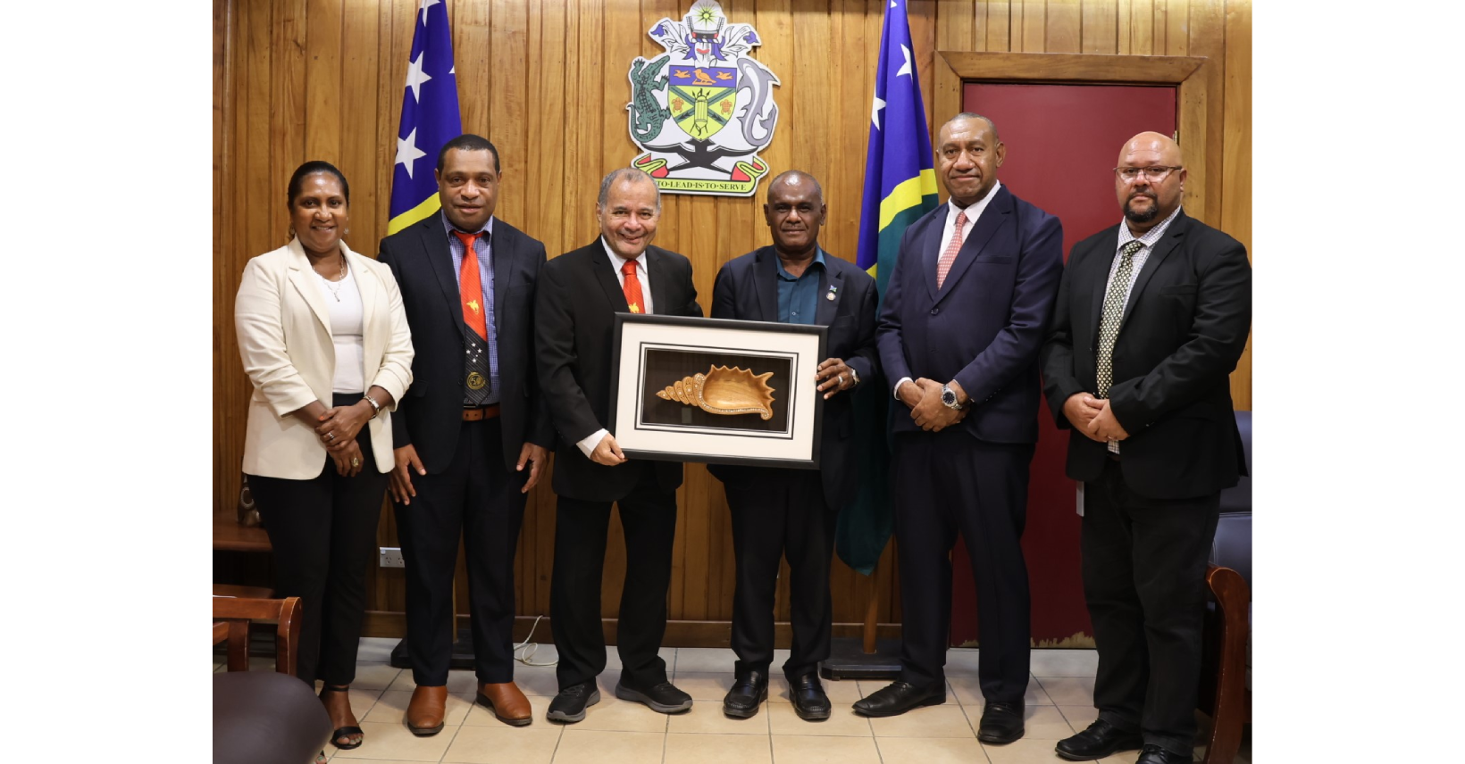PNG-SI business council makes courtest call on PM – Solomon Star News PNG-SI business council makes courtest call on PM – Solomon Star News