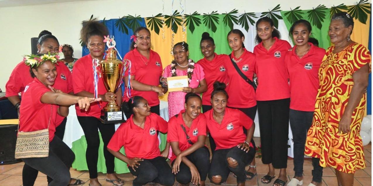 Super division winners Sunrise posing with their award.photo by FLOYD TERRY.