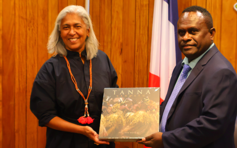 Key projects discussed by French envoy with Acting PM