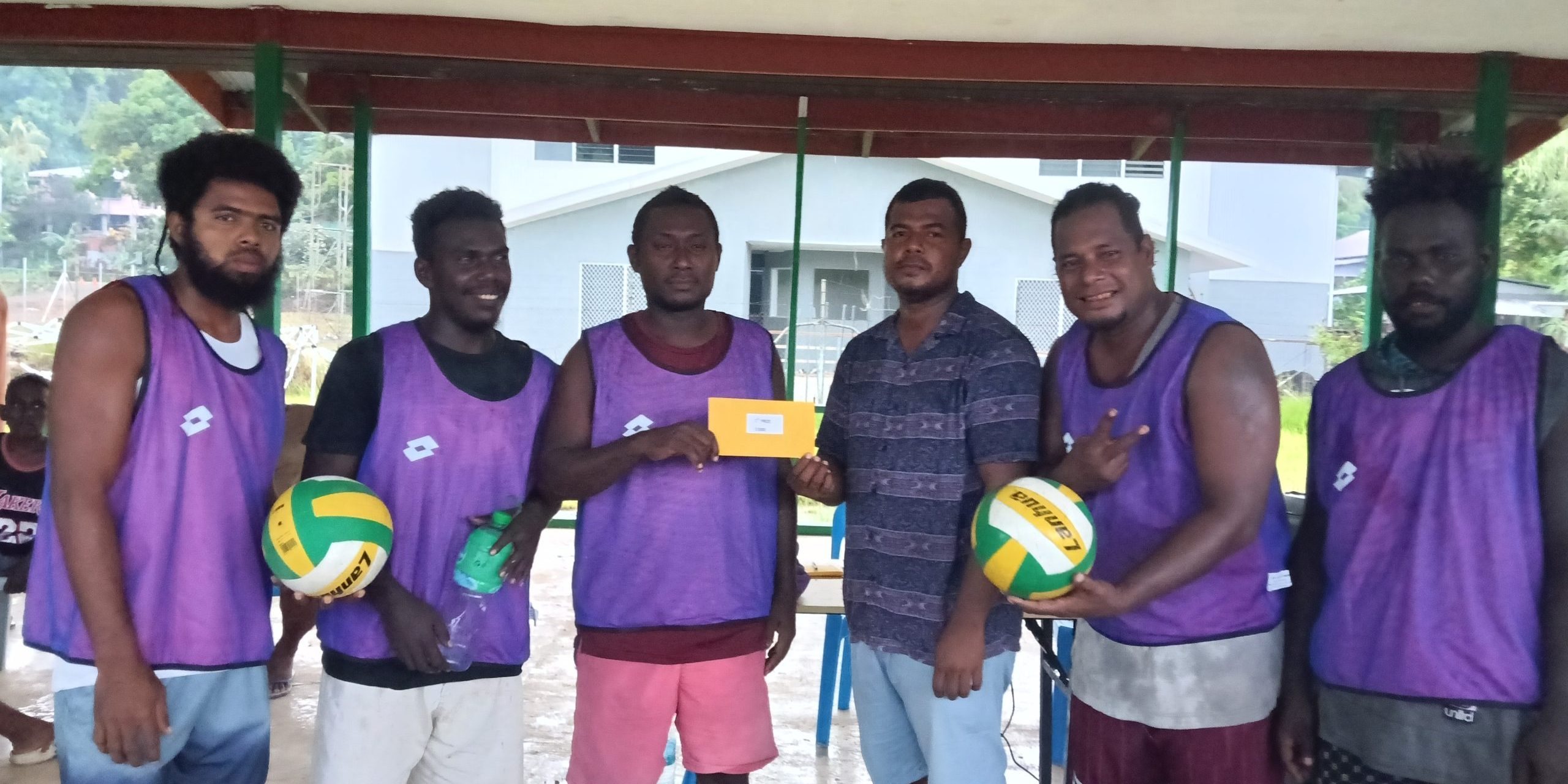 Gizo Volley Ball Champs Pickers with their wining cash prize