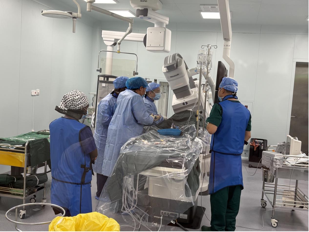 Milestone operation on patients with coronary heart disease