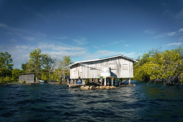 Rising Tide Push Gizo’s Fishing Village to the Edge