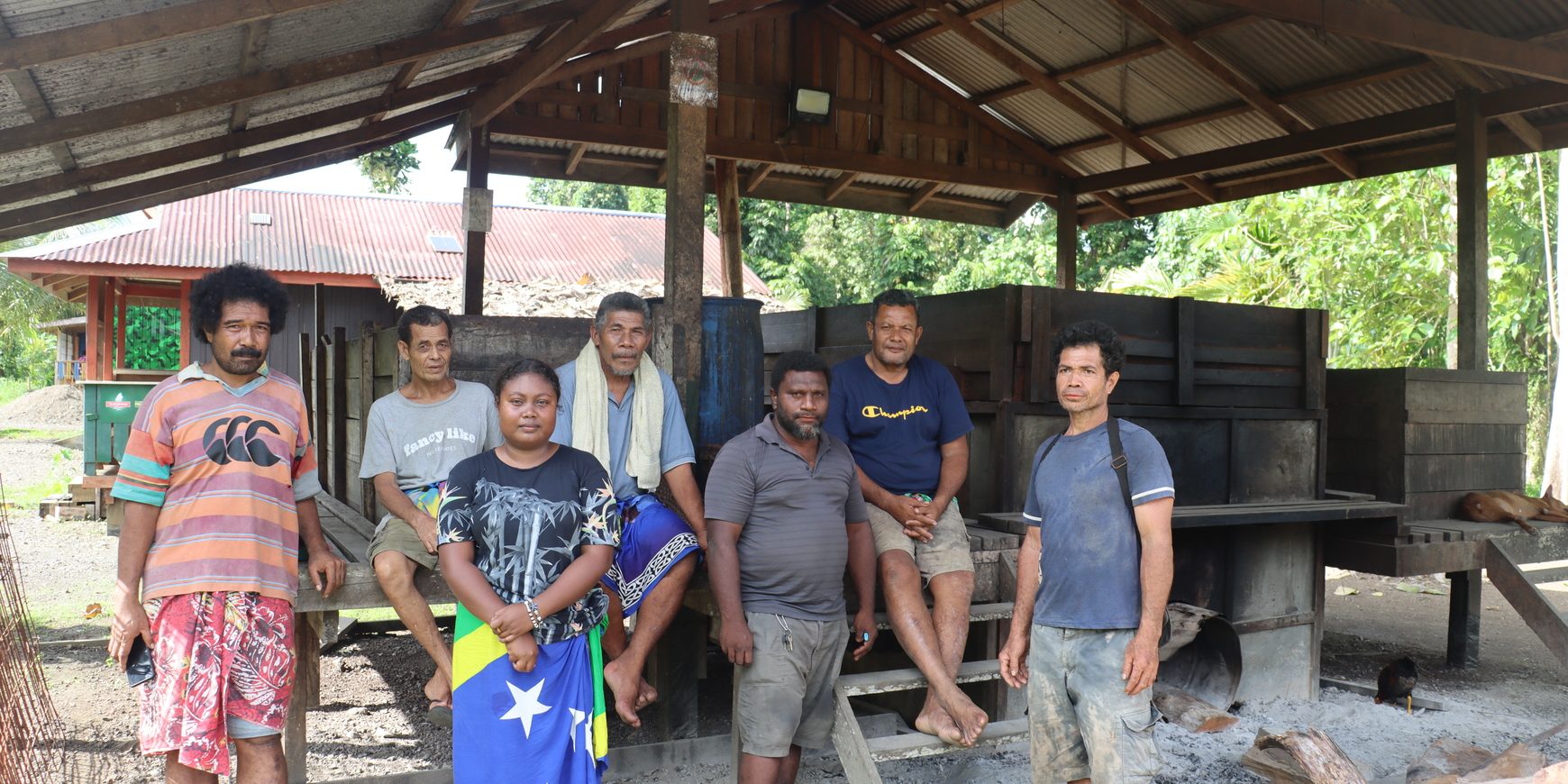 Local farmers who are members of the Vaimatesa Savings and Producer Group in Nukukaisi and agriculture officer in Kirakira