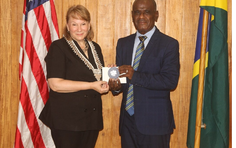 Three US envoys recalled