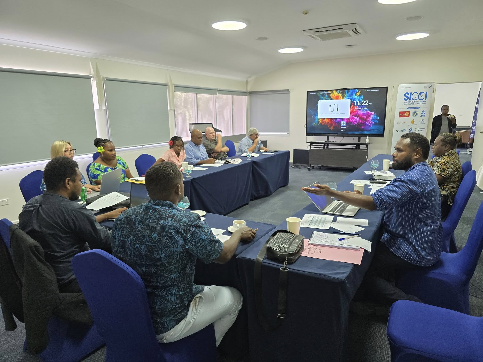 Round-table talks on tax reform, business compliance held