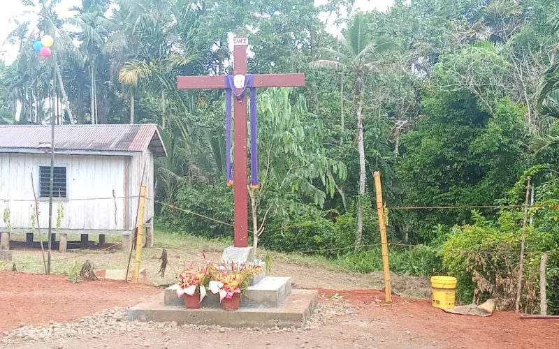 Takwaisae community hosts historic Jubilee Cross