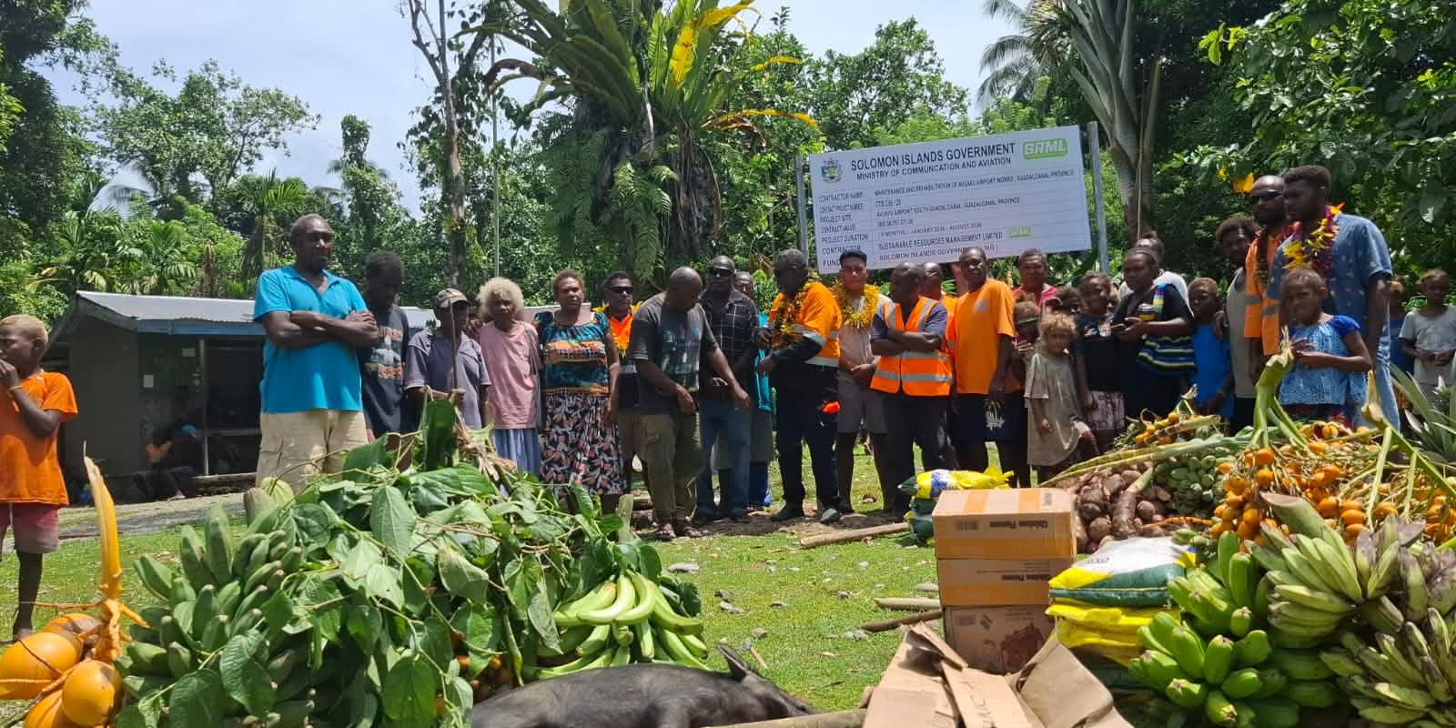 Avuavu people receiving a Chupu from SRML and giving back a Chupu in gratitude