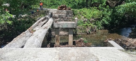 Malaita’s South Road repair works on wooden bridges underway