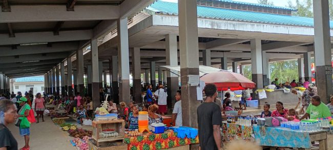A busy time in Auki Central Market.