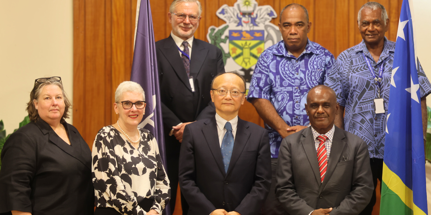 ADB team poses for a photo with PM Manele and his Secretaries (Secretary to PM, Dr Mataki and Secretary to PM – Special Duties, Sir Rogers)