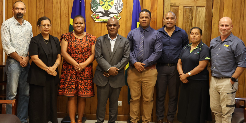 Group photo, SICCI Board and Prime Minister Hon. Jeremiah Manele.