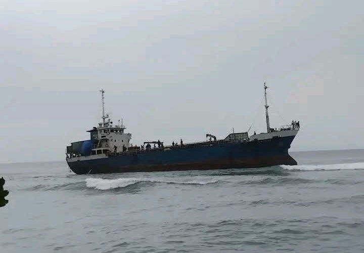 MV Vatate hits reef during first 2026 voyage