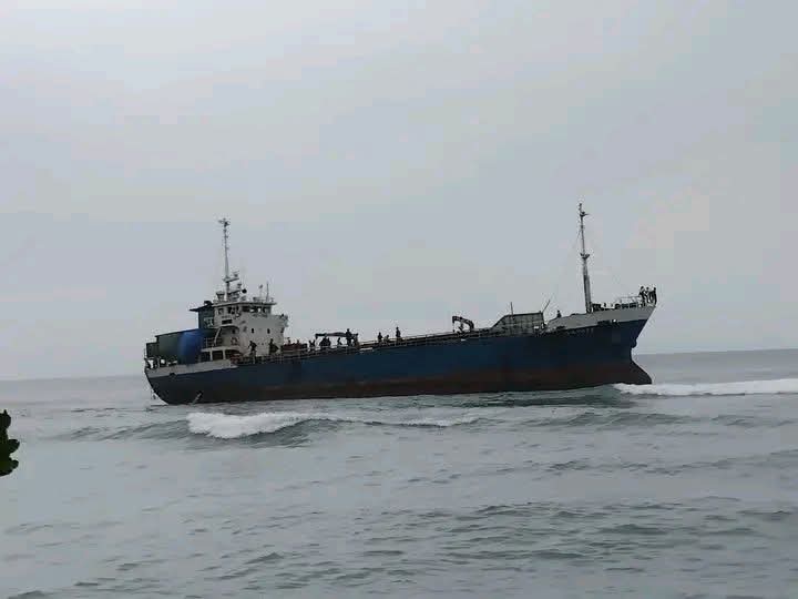 MV Vatate hits reef during first 2026 voyage