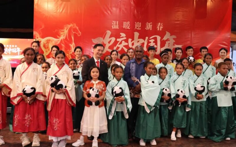 PM hails deepening China ties