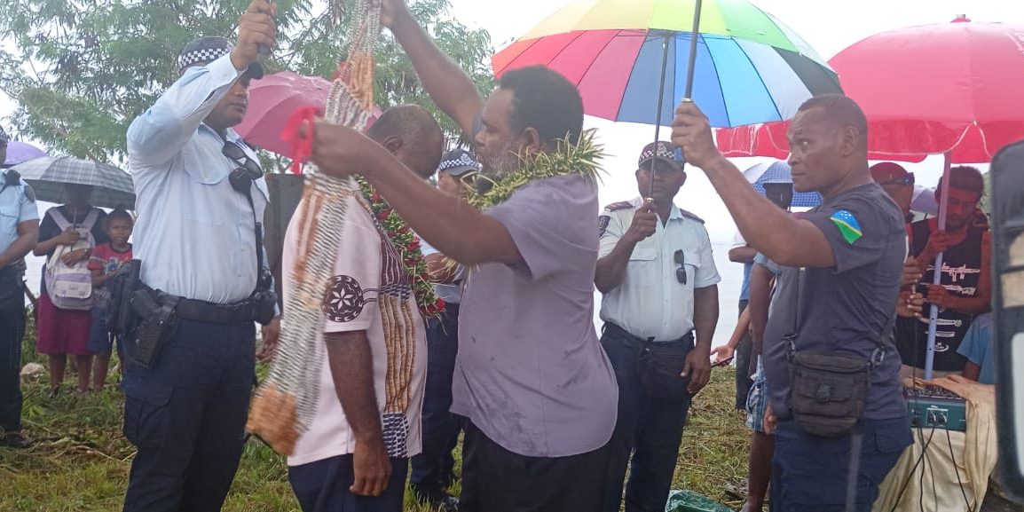 Premier Elijah Asilaua