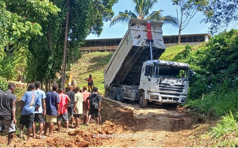 Local Contractor AssistS West Kwaio Communities