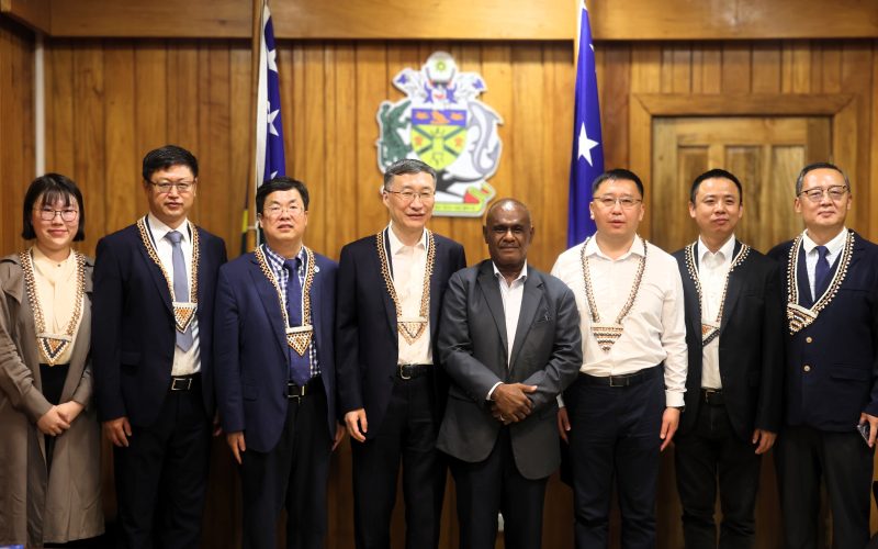 PM RECEIVES COURTESY CALL FROM OCEAN UNIVERSITY OF CHINA