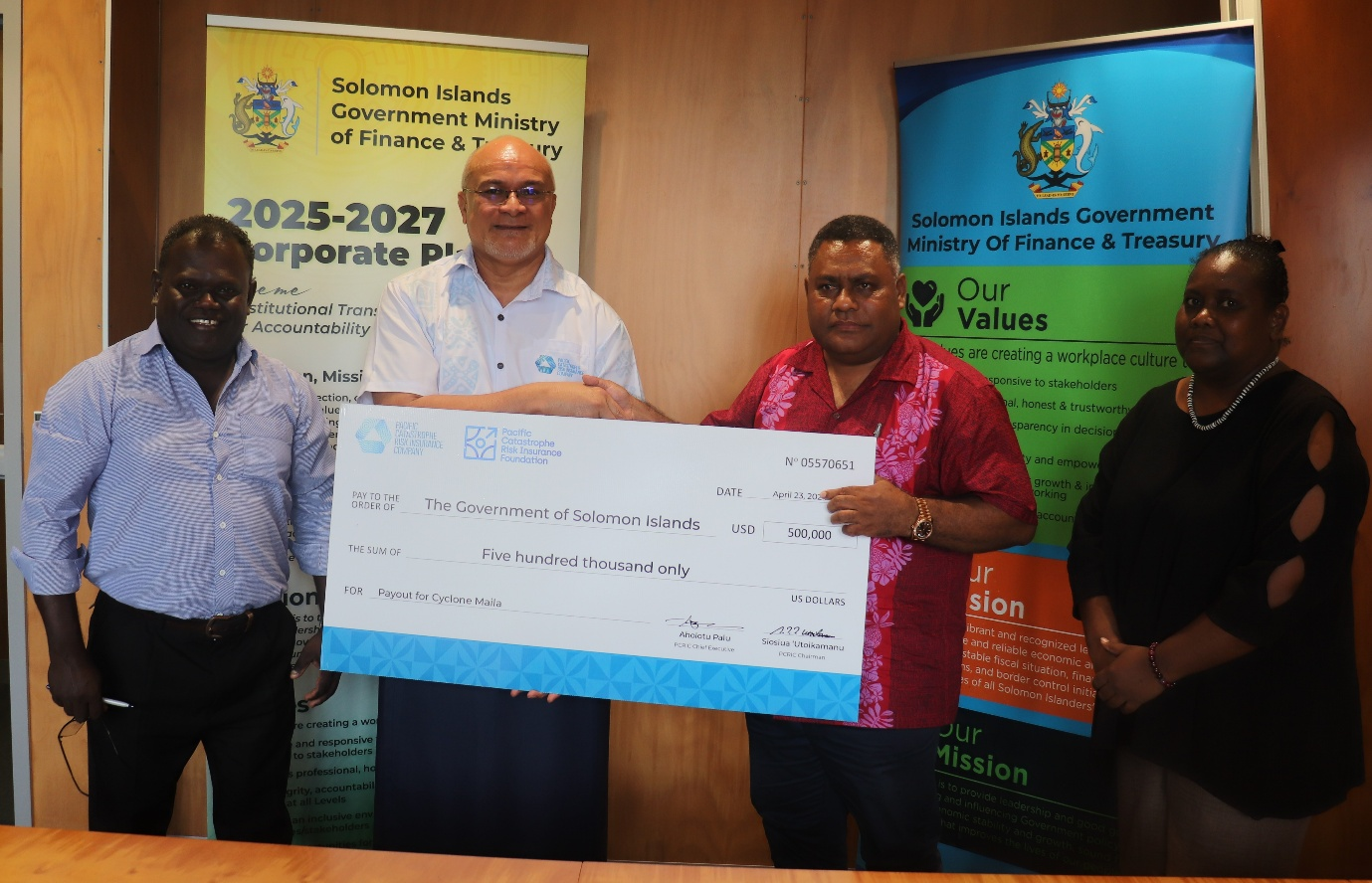 SI Receives USD 500k PCRIC Payout Cyclone Maila assistance