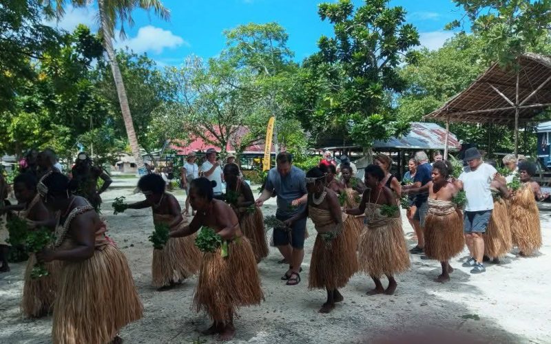 Langalanga villagers benefit from tourist visit to Malaita